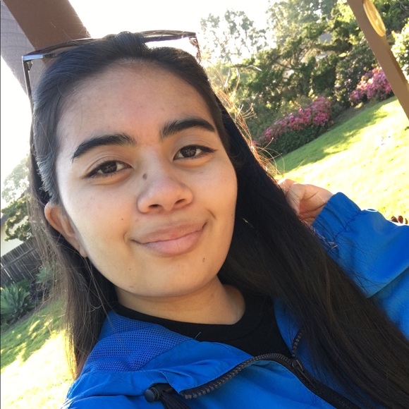 Meet your Posher, Therese - Picture 2 of 3